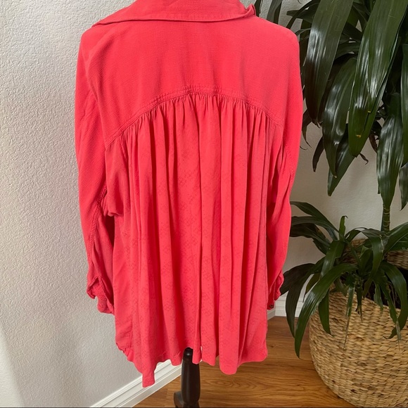 FREE PEOPLE Lovely Day Button-down Top - Picture 5 of 9
